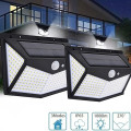 Đèn năng lượng mặt trời loại to cảm biến tự sáng 212 bóng led đa năng, 1 đèn