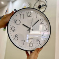 Đồng hồ treo tường kim trôi Quartz cao cấp 30cm, Màu trắng