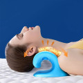 Gối massage cổ vai gáy chất liệu cao su non mềm mại hỗ trợ giảm áp lực vùng cổ