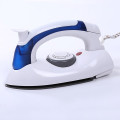 Bàn là hơi nước mini gấp gọn nhỏ gọn, tiện lợi