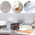 Giấy dán tường nhà bếp tráng nhôm cách nhiệt chống thấm cao cấp