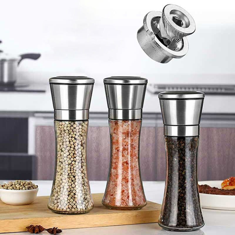 Dụng cụ đựng và xay hạt tiêu cầm tay tiện dụng