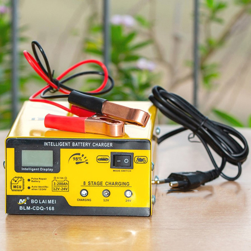 Sạc bình ắc quy ô tô xe máy 12V 24V thông minh tự ngắt