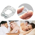 Dụng cụ giảm tiếng ngáy khi ngủ Noseclip