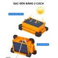 Đèn năng lượng mặt trời cầm tay kiêm sạc dự phòng tiện lợi