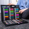 Bộ bút màu 135 chi tiết giá rẻ cho bé